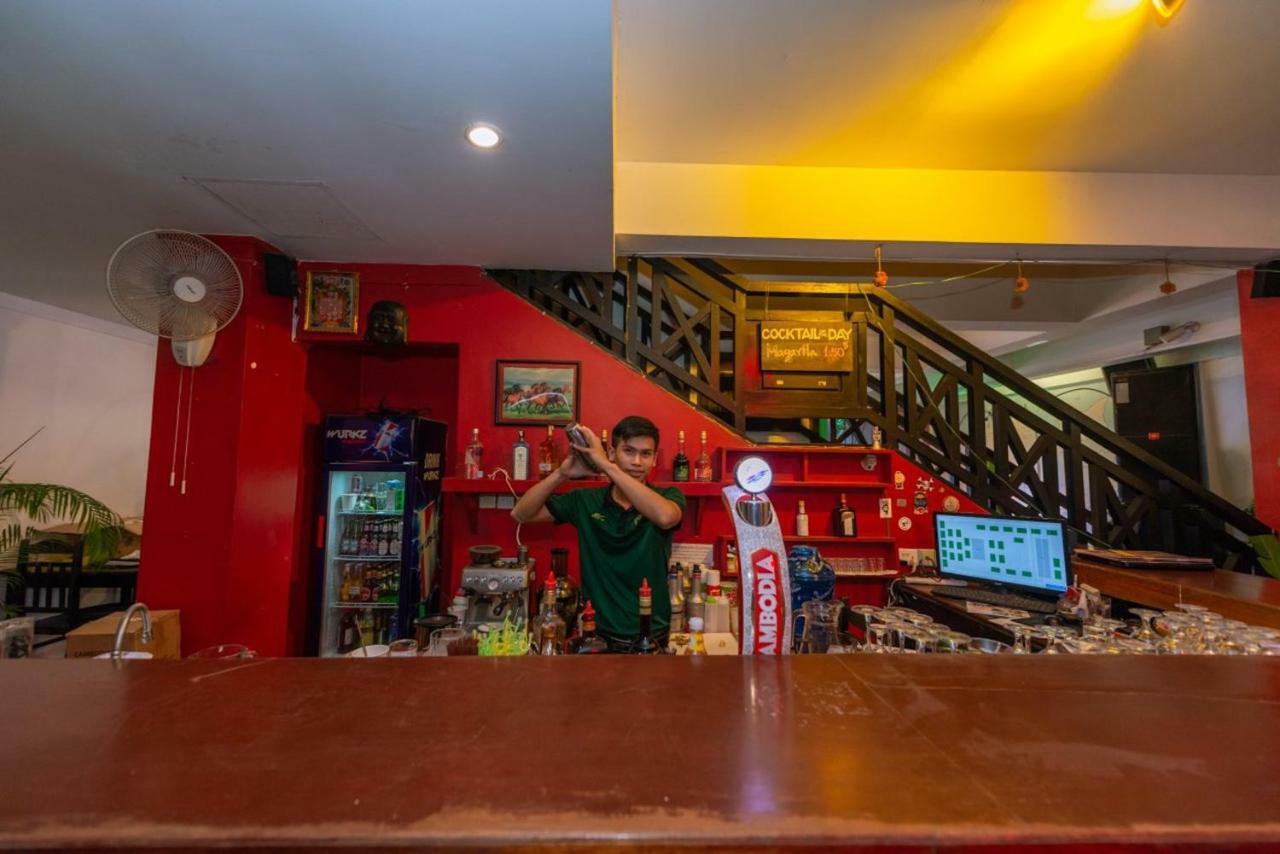 Gz Plan B Hostel Siem Reap Exterior foto